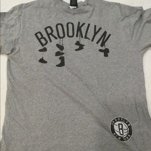 Brooklyn Nets T-shirt size XL
